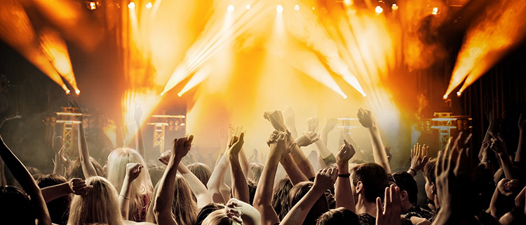 El arte de ambientar eventos: La importancia del sonido, la iluminación y la proyección